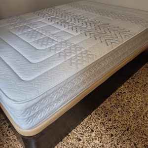 CANAPE +COLCHON DE VISCO Y HR